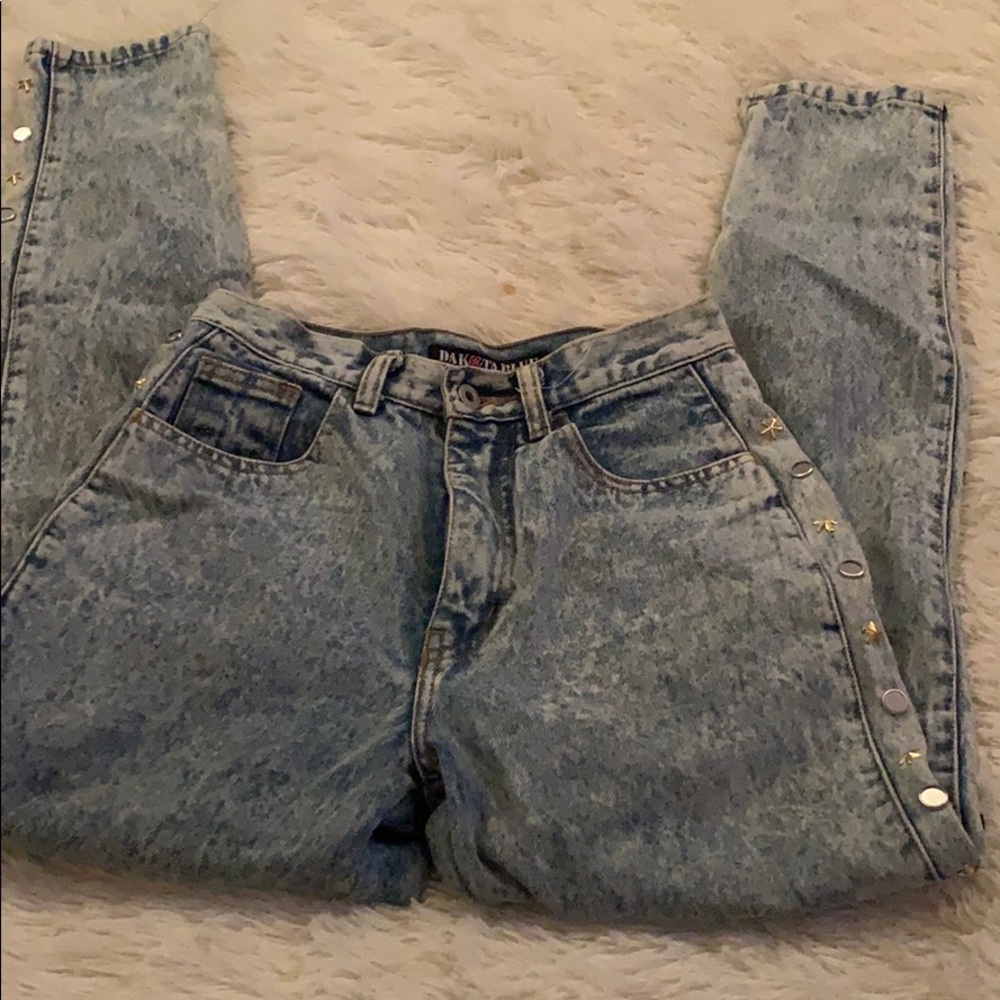 Dakota blue jeans